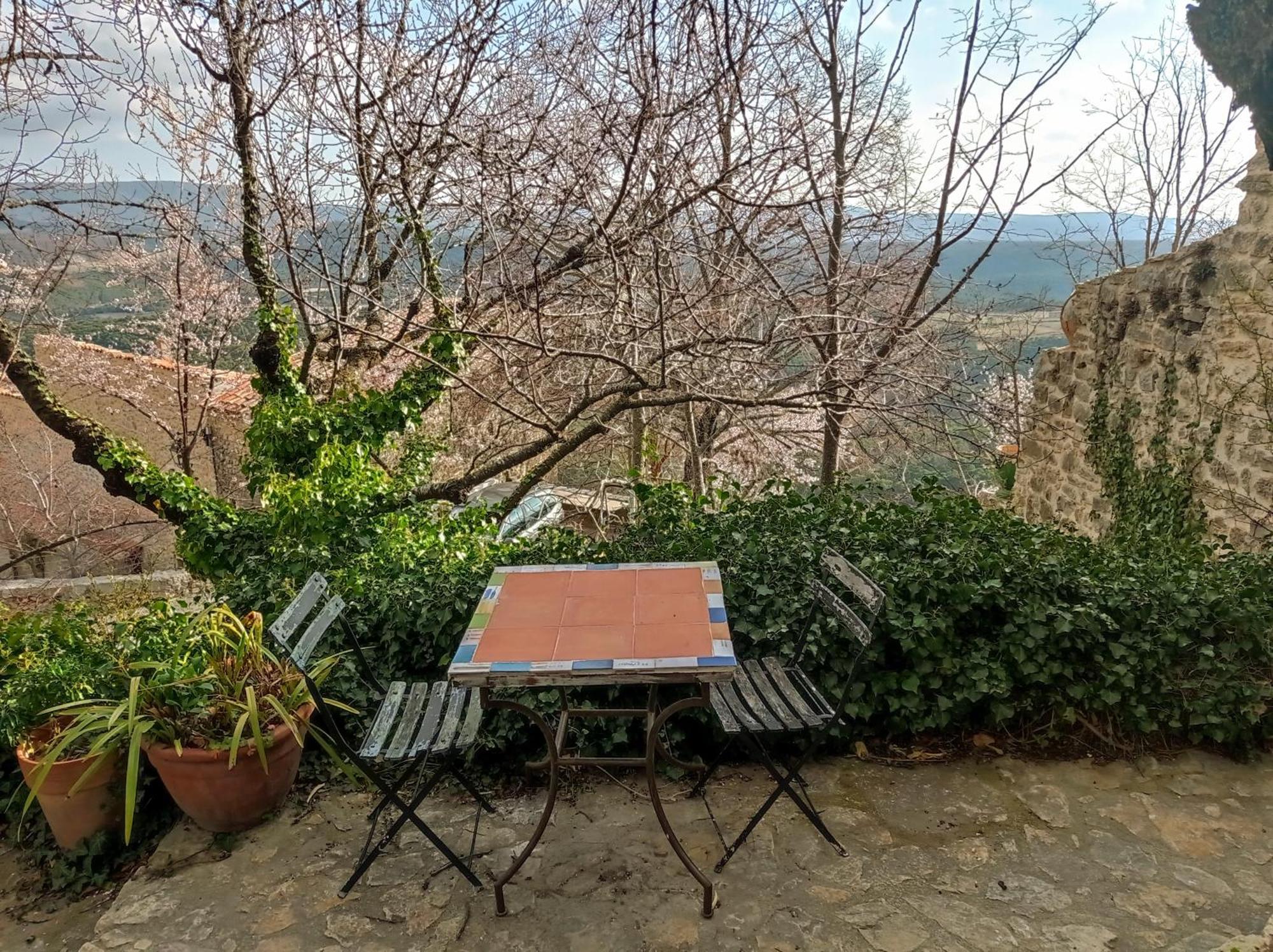 La Fontaine Bed & Breakfast Bargème Oda fotoğraf